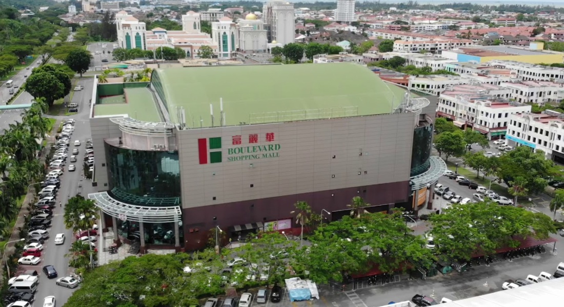 Boulevard Shopping Mall Carpark, Miri